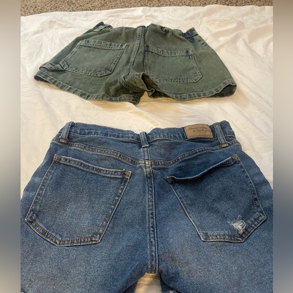Two pair of jeans shorts - Picture 4 of 13